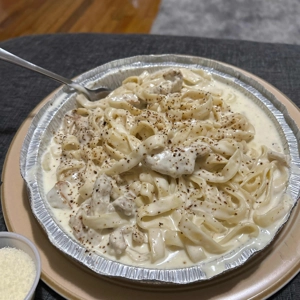 Fettuccine Alfredo with Grilled Chicken