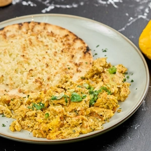Huevos Con Arepa