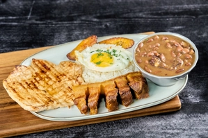 PLATTER WITH PORK LOIN