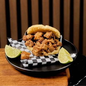 Arepa Chicharrón