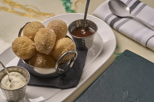 THREE-COURSE LUNCH MENU