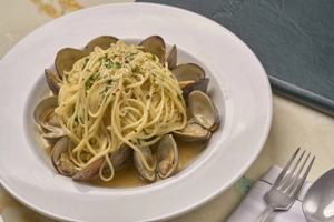 LINGUINE ALLE VONGOLE