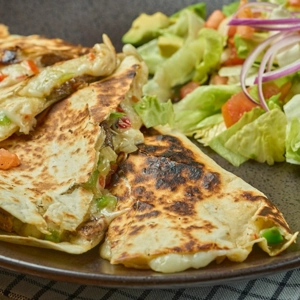 Quesadilla De Carne