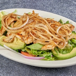 MIxed Grilled Chicken Salad (Ensalada MIxta de Pollo A La Plancha)