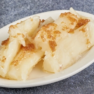 Boiled Cassava in Garlic Sauce (Yuca con Mojo)