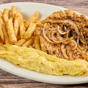#10 Eggs with Chicken & French Fries (2 Huevos con Bistec de Pollo y Papas Fritas)