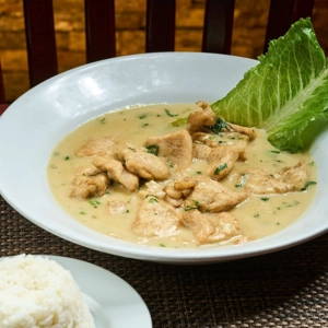 Pollo al Ajillo