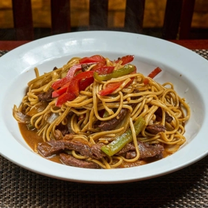 Tallarin Saltado (Steak)