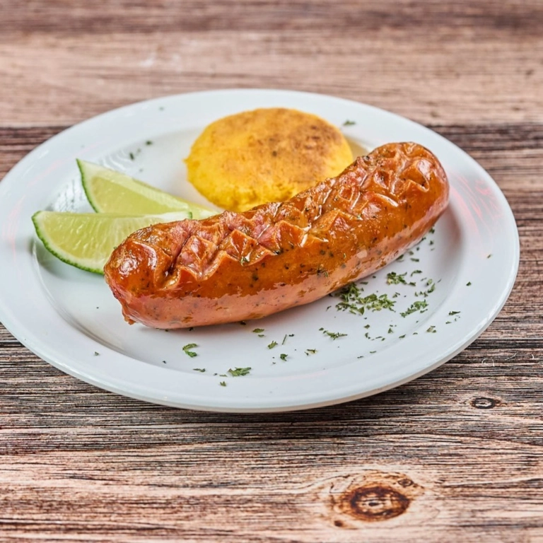 Chorizo con Arepa
