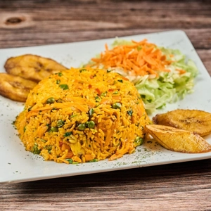 Arroz Con Pollo (Mixto) Ensalada y Maduro