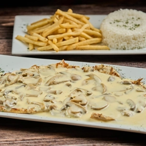 Pechuga en Salsa de Champiñones