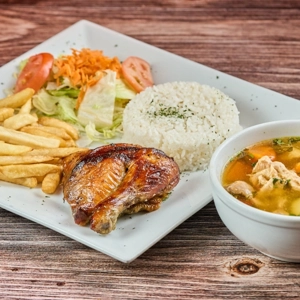Bandeja con Pollo Al Carbon