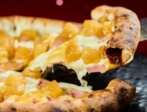 Special Hawaiian Pizza