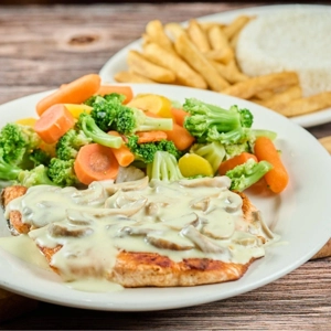 Salmon Con salsa Champi
