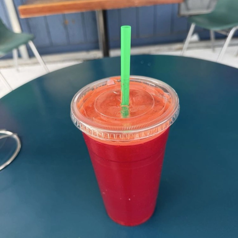 Jugo Vampiro 24oz