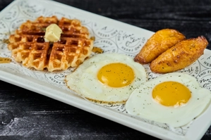 WAFFLEBONO & SKILLET EGGS