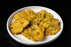 FRIED GREEN PLANTAINS(tostones)