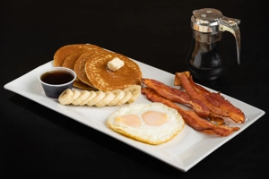 PANCAKES CON HUEVOS EN CACEROLA