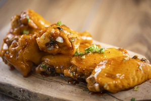 NOCHES TANGY WINGS