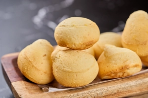 MINI PANDEBONO