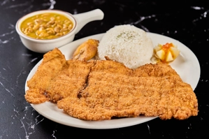 BREADED CHICKEN BREAST(pechug empanizada)