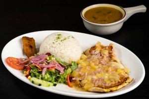 SPECIAL HAWAIIAN CHICKEN BREAST(esp pechuga/hawaiana)