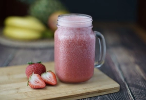 STRAWBERRY SMOOTHIE