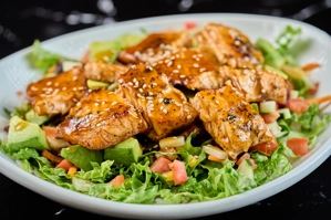 GLAZED SALMON BOWL(bowl de salmón glaseado)