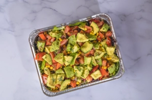 ENSALADA  MIXTA CON AGUACATE CATERING