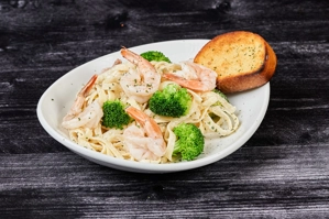 PASTA WITH SHRIMP AND BROCCOLI(pasta con camaron y brócoli)