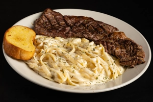 PASTA WITH SMALL SKIRT STEAK(pasta con churrasquito)