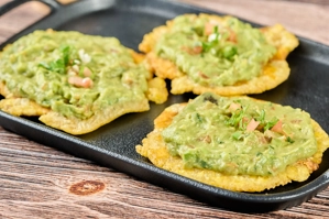 Tostones de Guacamole con Plátano Verde