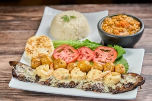 Churrasco y Camarones