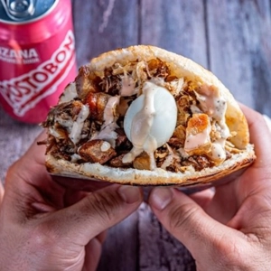 Arepa con Todo